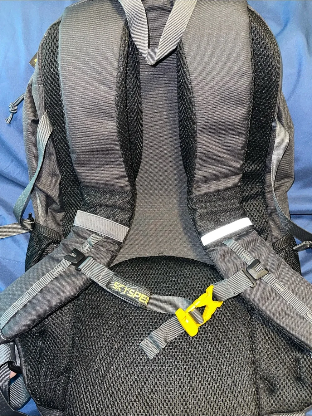 Skysper LANTC 30 Black Backpack with Yellow Accents